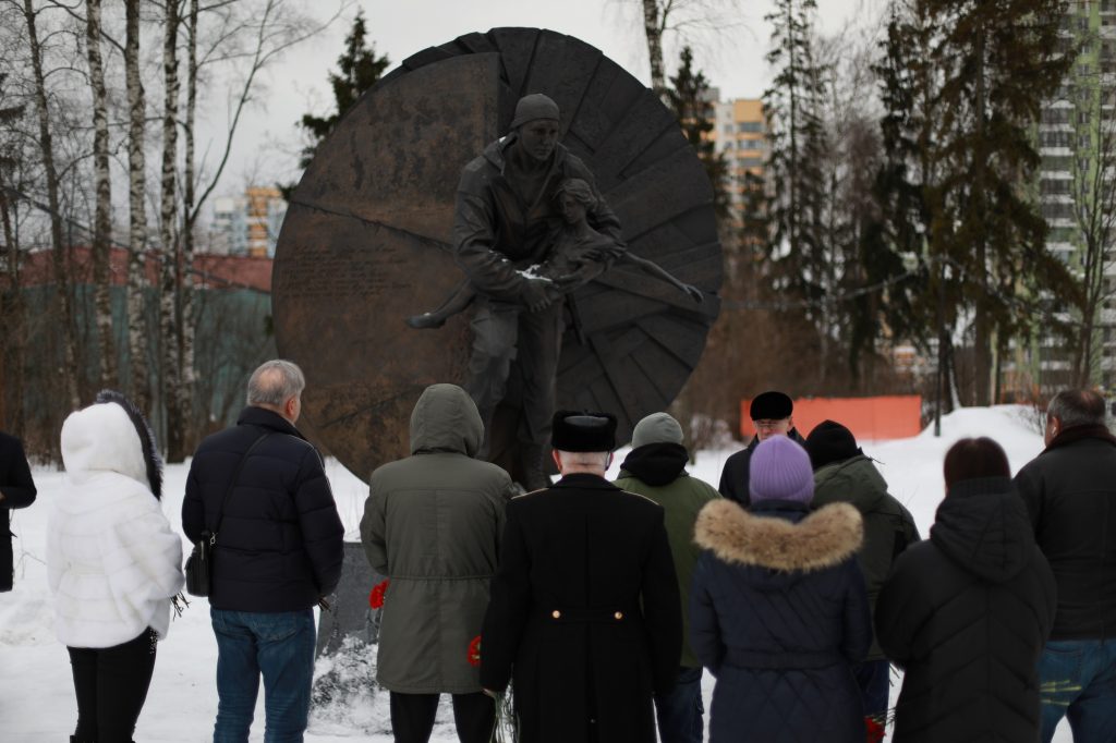 возложения цветов